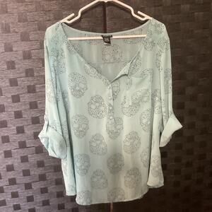 Torrid 2 Sheer Teal Skull Print Relaxed Blouse Top Button Front Roll Tab Sleeve